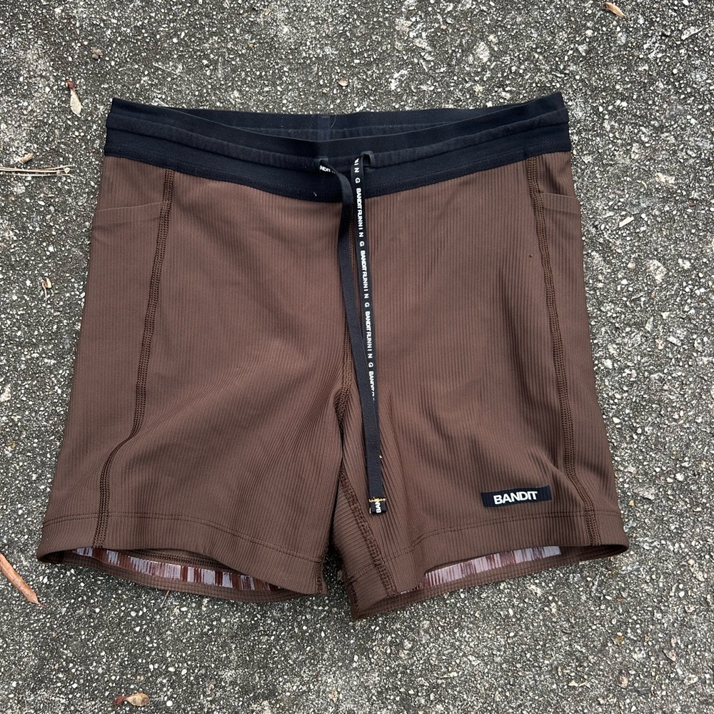 Bandit Running Women’s Cadence Half Tights shorts. Medium
